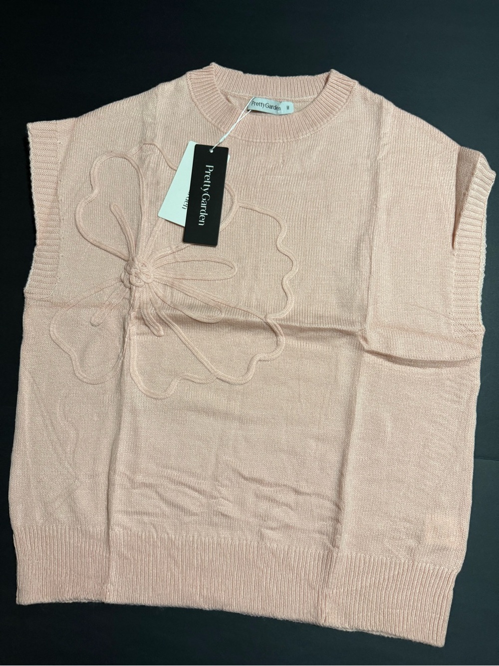 Women's Pink Sleeveless Crewneck Knit Sweater with Floral Detail